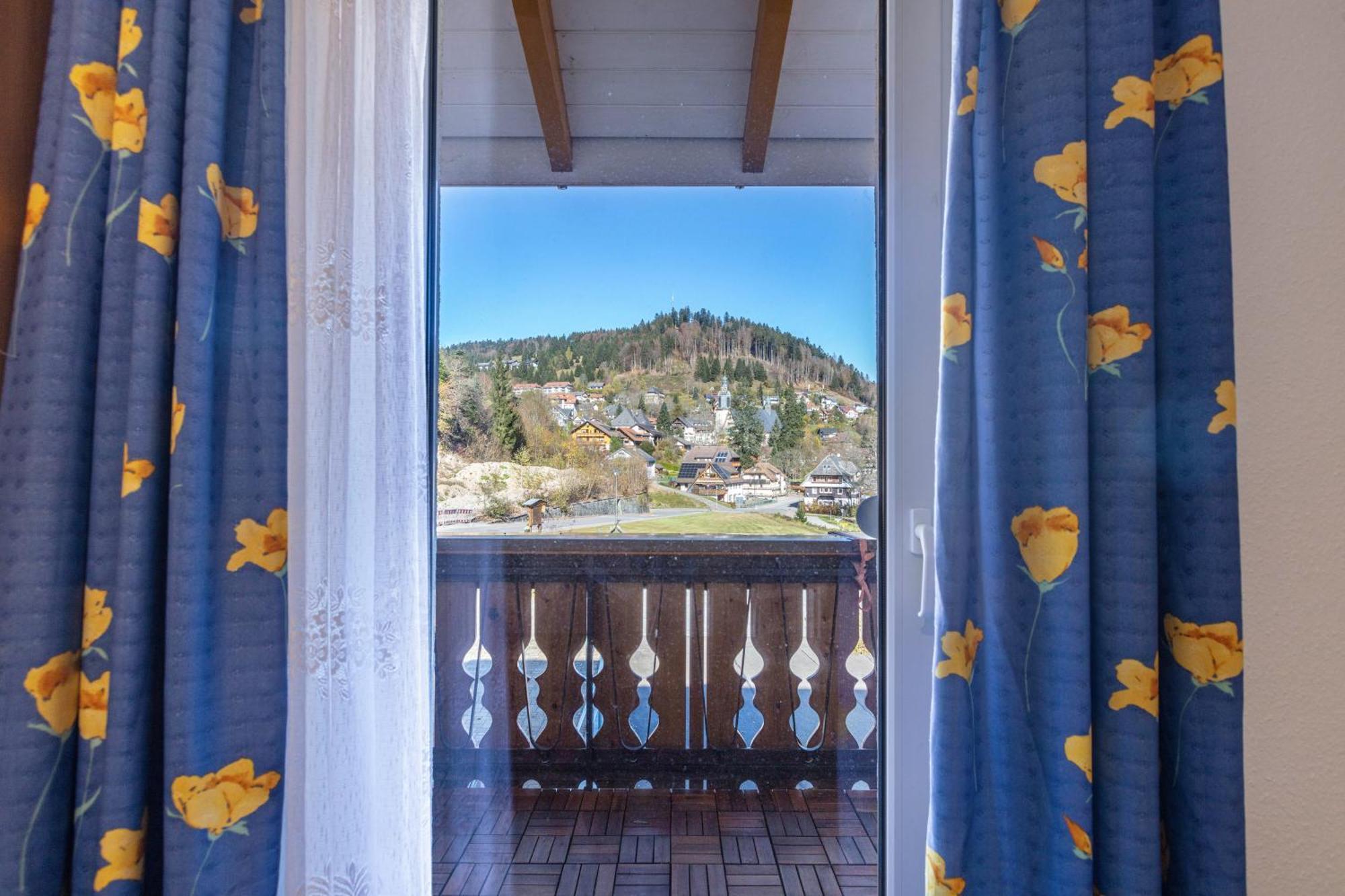 Haus Monika Hotel Todtmoos Buitenkant foto